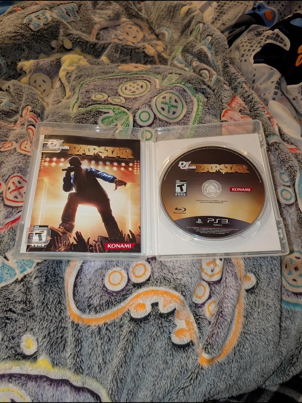 DJ Hero: Rapstar (PS3) - Black/Gold Game Case